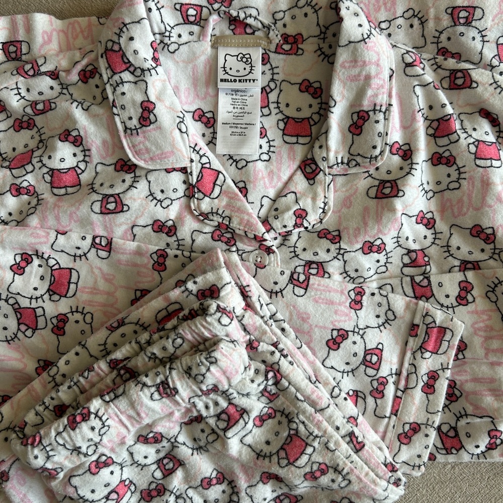 Pottery Barn‎ Hello Kitty Pajama Set Organic Flannel Med Youth